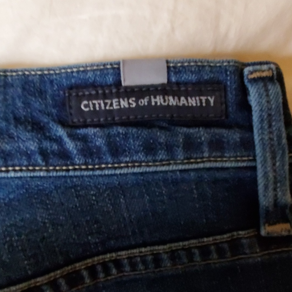 Shorts - Picture 3 of 3